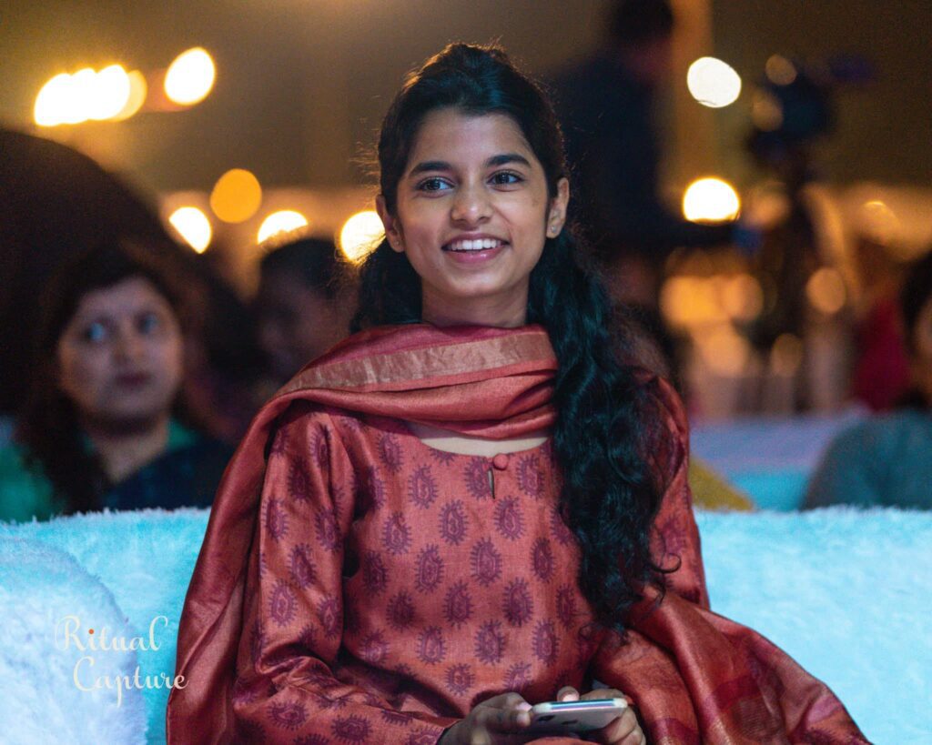 उपलब्धि : मैथिली ठाकुर बनीं बिहार की आइकन, निर्वाचन आयोग ने किया मनोनीत