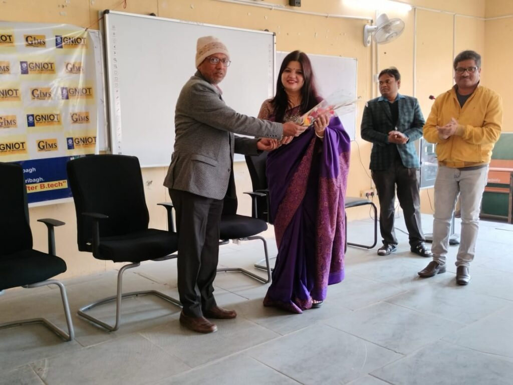 “स्मार्ट मूव्स फॉर ग्रेट प्लेसमेंट्स आफ्टर बी.टेक” विषय पर कार्यशाला