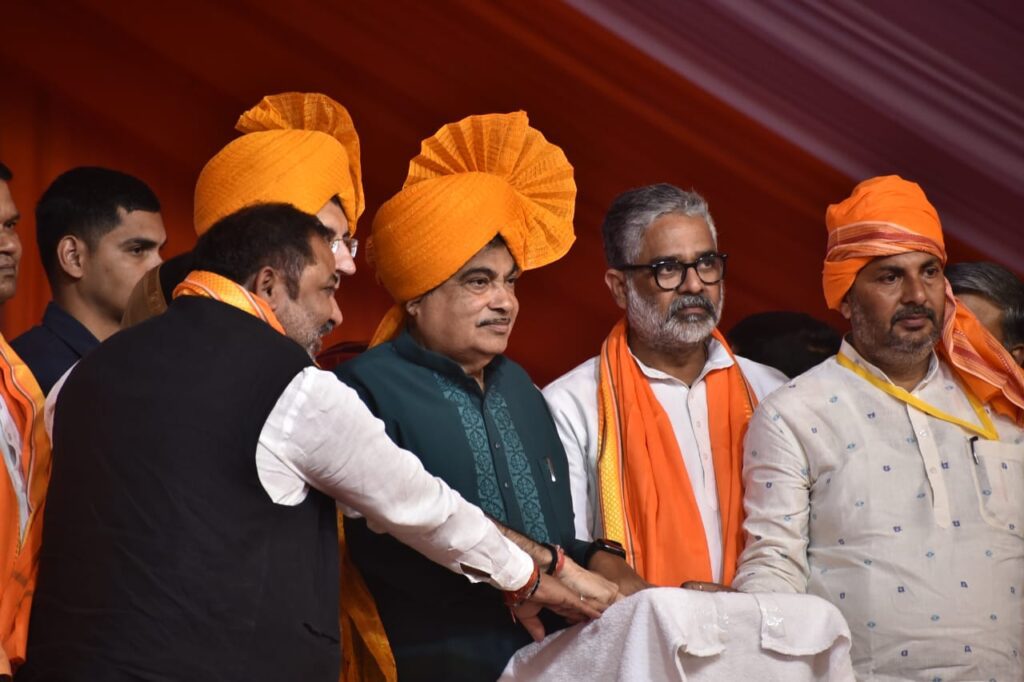 Ballia : 2024 तक यूपी की सड़कें होंगी अमेरिका जैसी, नितिन गडकरी ने ग्रीनफील्ड राष्ट्रीय राजमार्ग का किया शिलान्यास