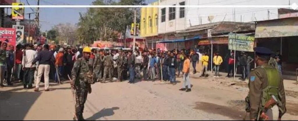 Palamu : पांकी बाजार में महाशिवरात्रि पर तोरण द्वार लगाने को लेकर दो पक्षों में विवाद, दर्जनों घायल; धारा 144 लागू