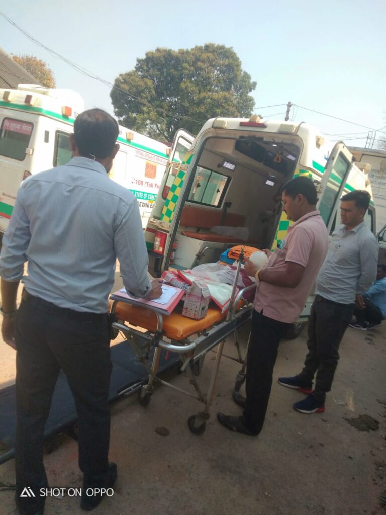खबर का असर: एंबुलेंस का निरीक्षण करने रायपुर से आई टीम, दिए जरूरी दिशा निर्देश