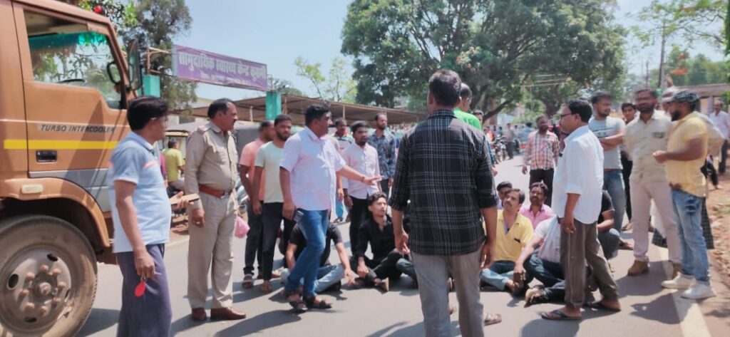 ट्रक-टेम्पो की भिड़ंत में टेम्पो सवार की मौत, स्थानीय लोगों ने किया चक्का जाम