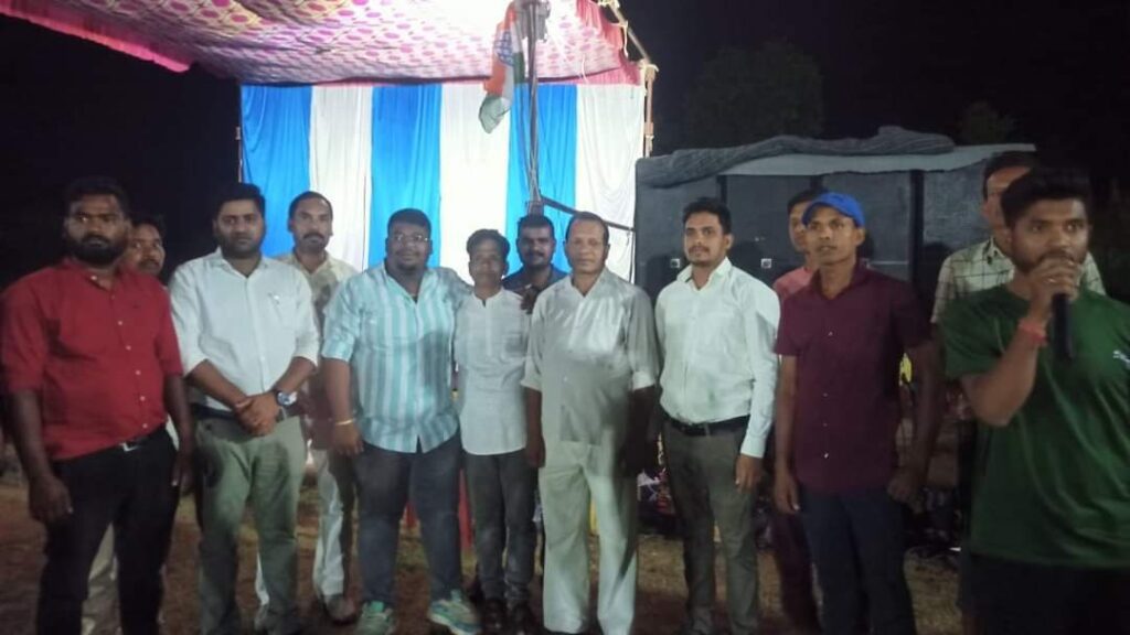 Balrampur: ओबरी में रात्रिकालीन क्रिकेट मैच का हुआ आयोजन