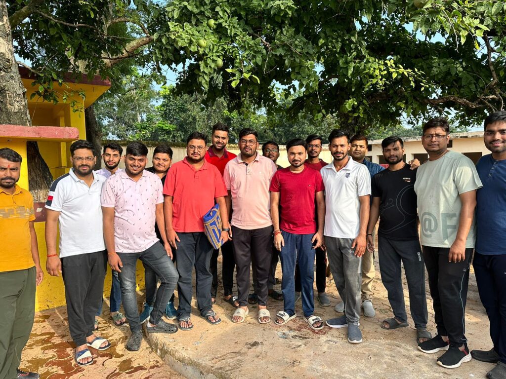 श्री श्याम अरदास कीर्तन परिवार के सदस्यों ने की गौ सेवा, 2 सितंबर को मुनका बगीचा के प्रांगण में गूंजेगा जय श्री श्याम प्रभु का जयकारा