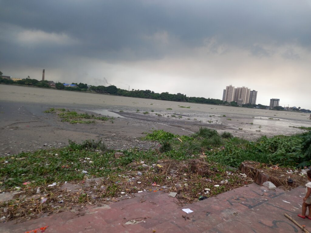 बंगाल में थम गई बारिश, लोगों को मिली राहत