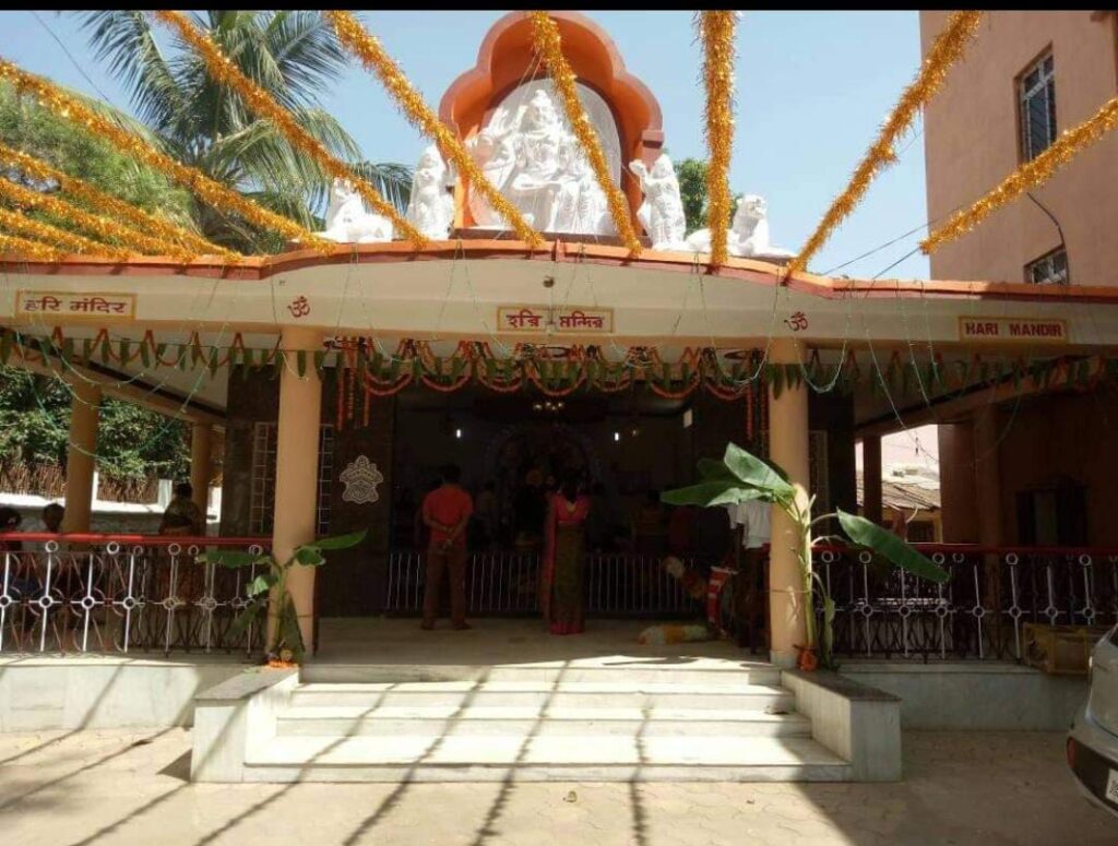 खूंटी के हरि मंदिर की दुर्गा पूजा की है विशिष्ट पहचान