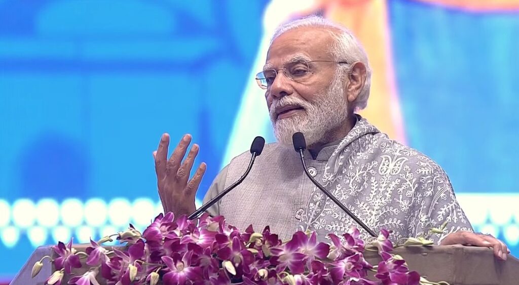 ”वीर बाल दिवस” भारतीयता की रक्षा के लिए किसी भी हद तक जाने का प्रतीक : प्रधानमंत्री