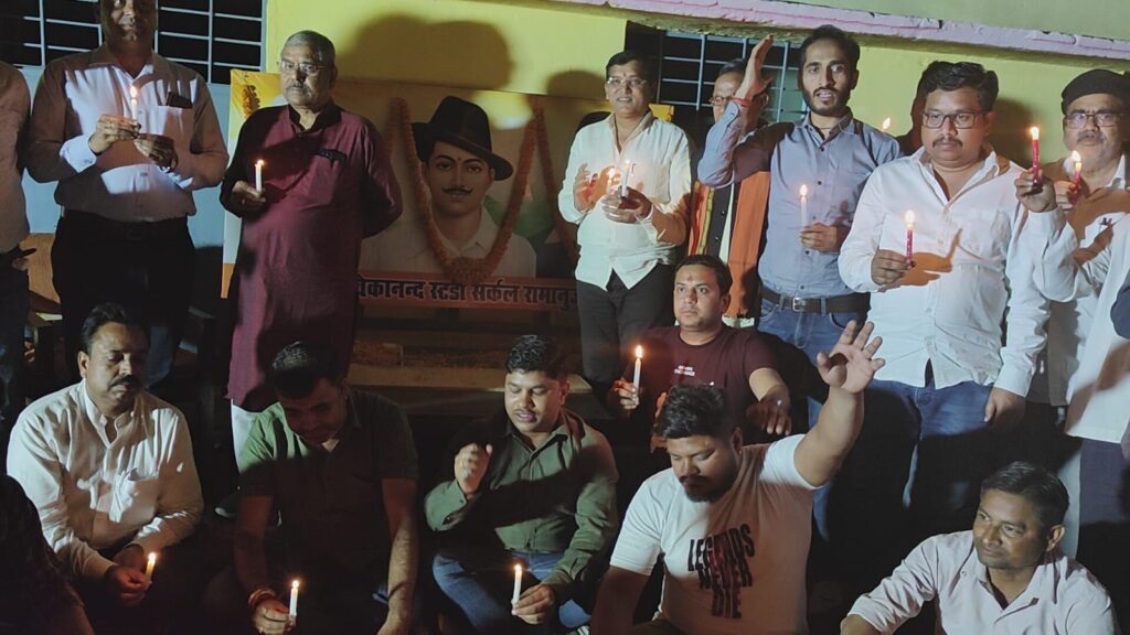 शहीद दिवस पर भगत सिंह, राजगुरु और सुखदेव को किया याद