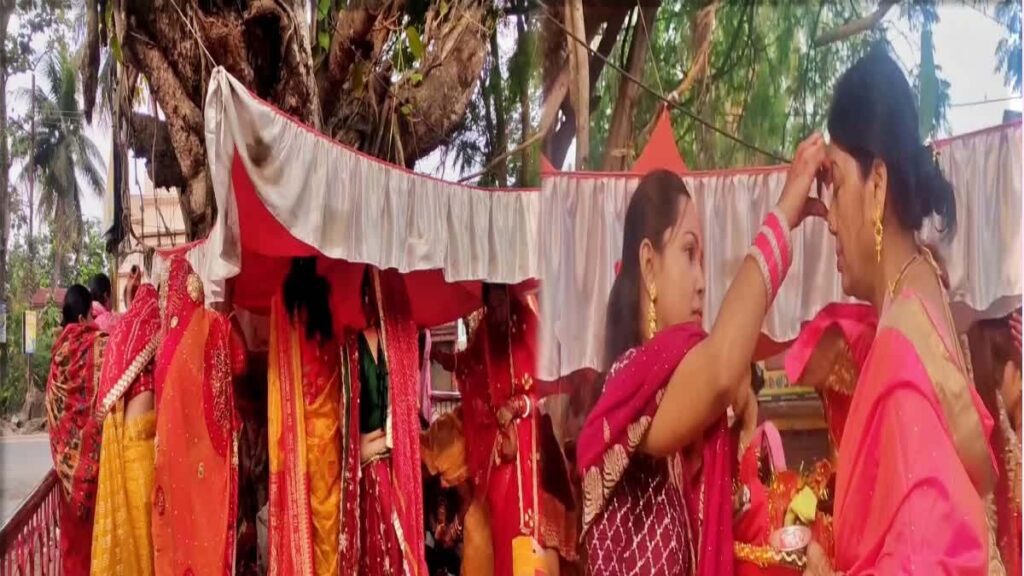 झारखंड में सुहागिन महिलाओं ने अखंड सौभाग्य के लिए रखा वट सावित्री व्रत्र