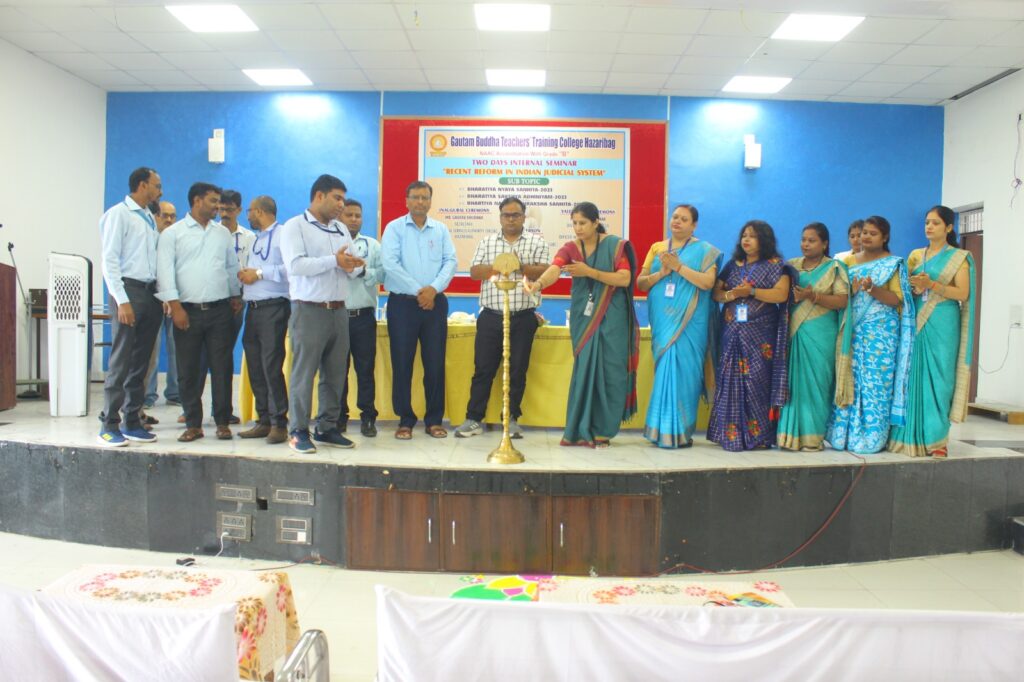 गौतम बुद्ध शिक्षक प्रशिक्षण महाविद्यालय में दो दिवसीय आंतरिक सेमिनार का समापन