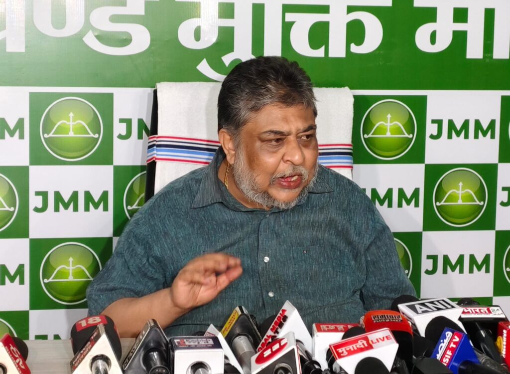 पुलिस महकमों के बीच टकराव की शुरुआत असम ने की: झामुमो