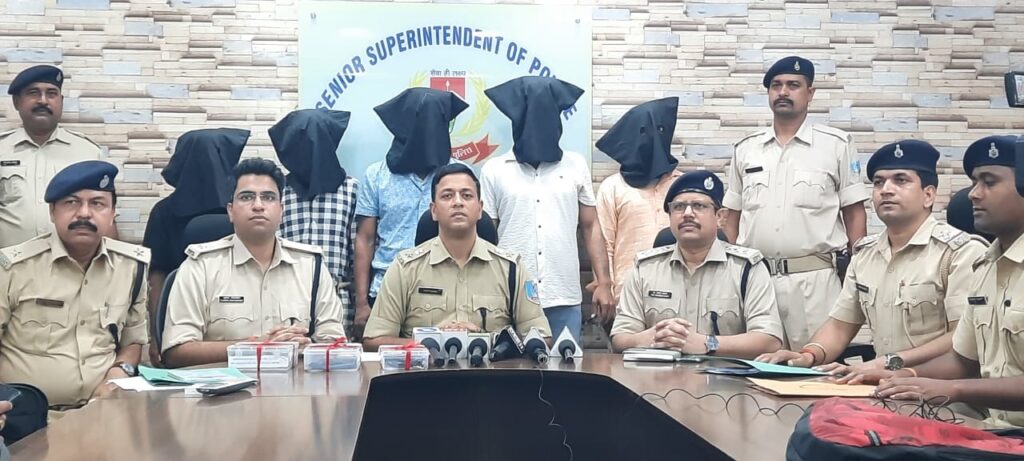 जमशेदपुर में अवैध संबंधों में हुई थी रोहित सिंह की हत्या, मुख्य आरोपित सहित चार गिरफ्तार