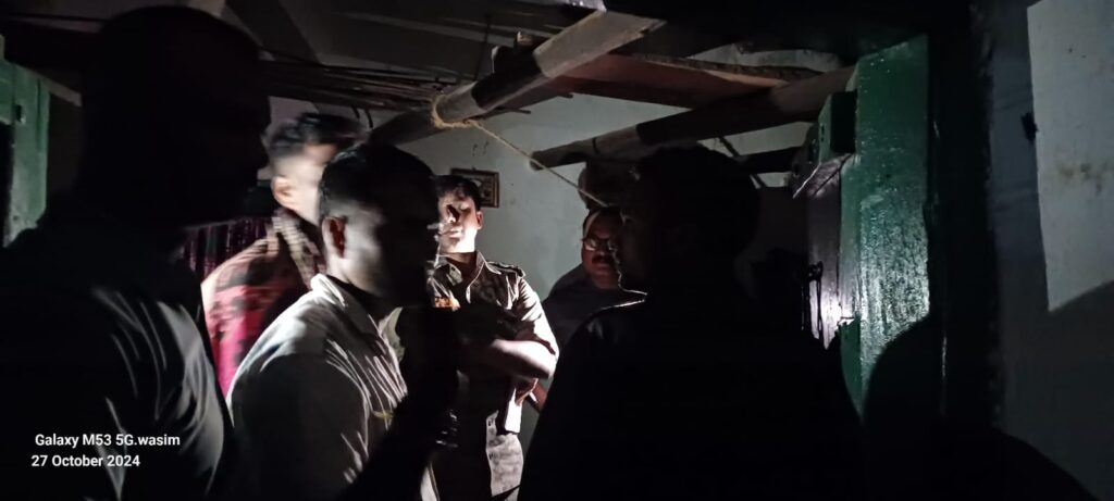 लातेहार में युवक की गला रेतकर हत्या