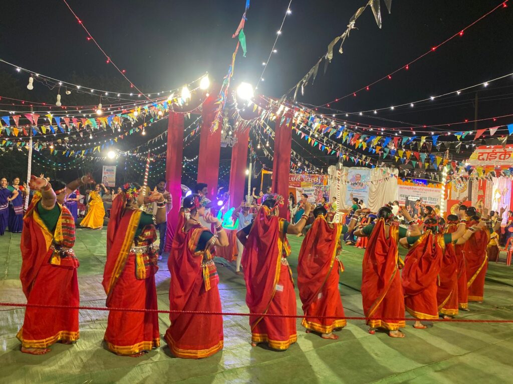 जय शकुंतला फाउंडेशन के द्वारा नवरात्र पर आयोजित कार्यक्रम में दिखी सुआ नृत्य और छतीसगढ़ी गरबा की झलक
