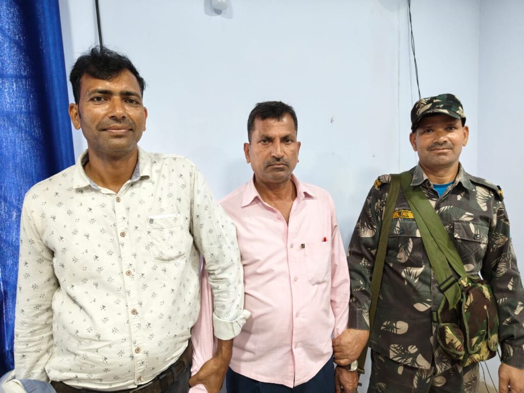 Ranchi : एसीबी ने 30 हजार रुपये रिश्वत लेते रंगे हाथों दारोगा को किया गिरफ्तार