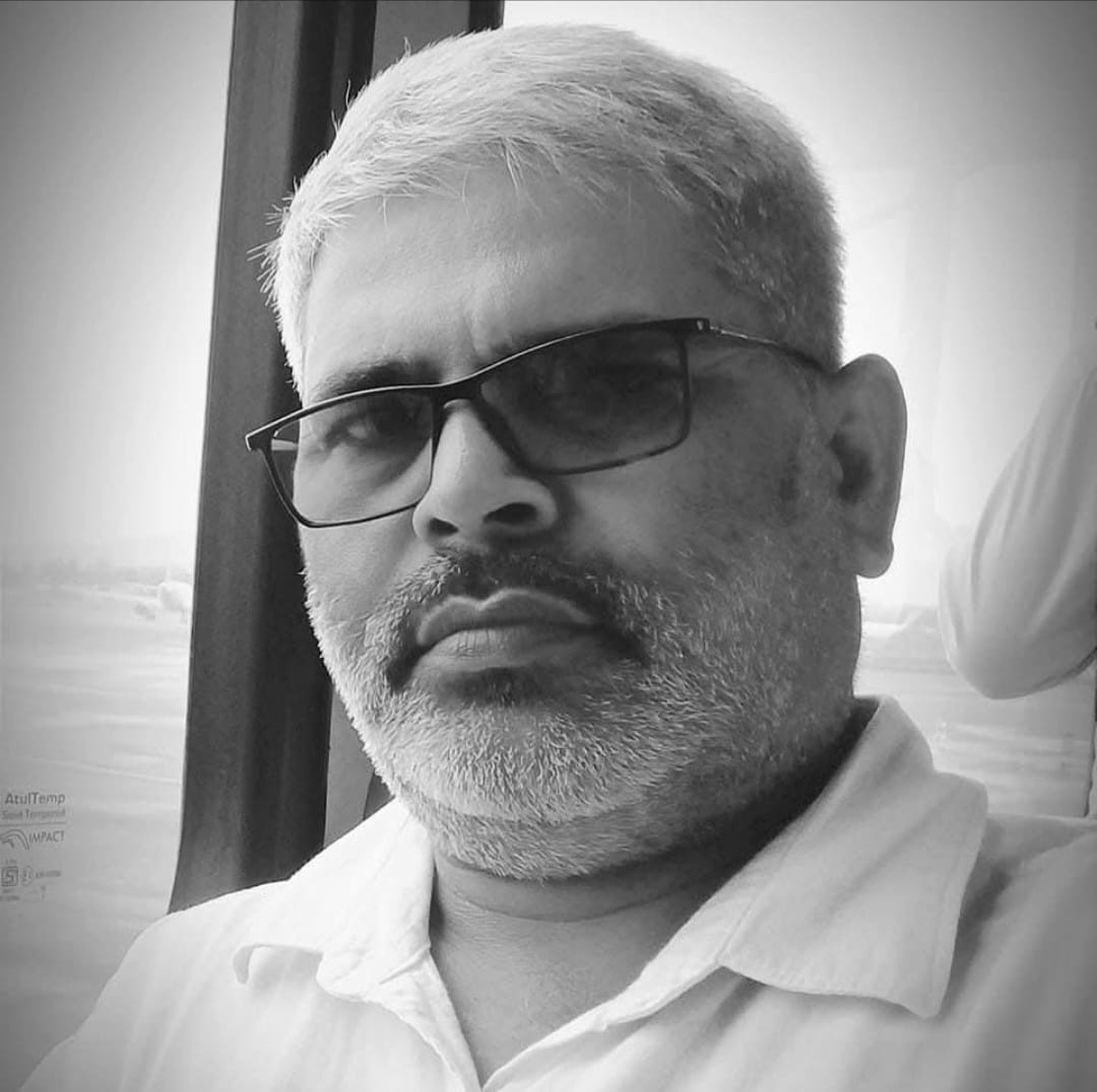 वरिष्ठ पत्रकार मनोज कुमार मिश्र