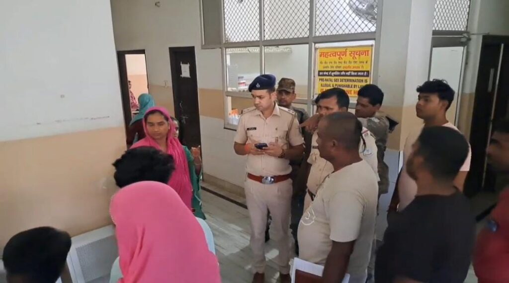 नवजात की मौत पर अस्पताल में हंगामा