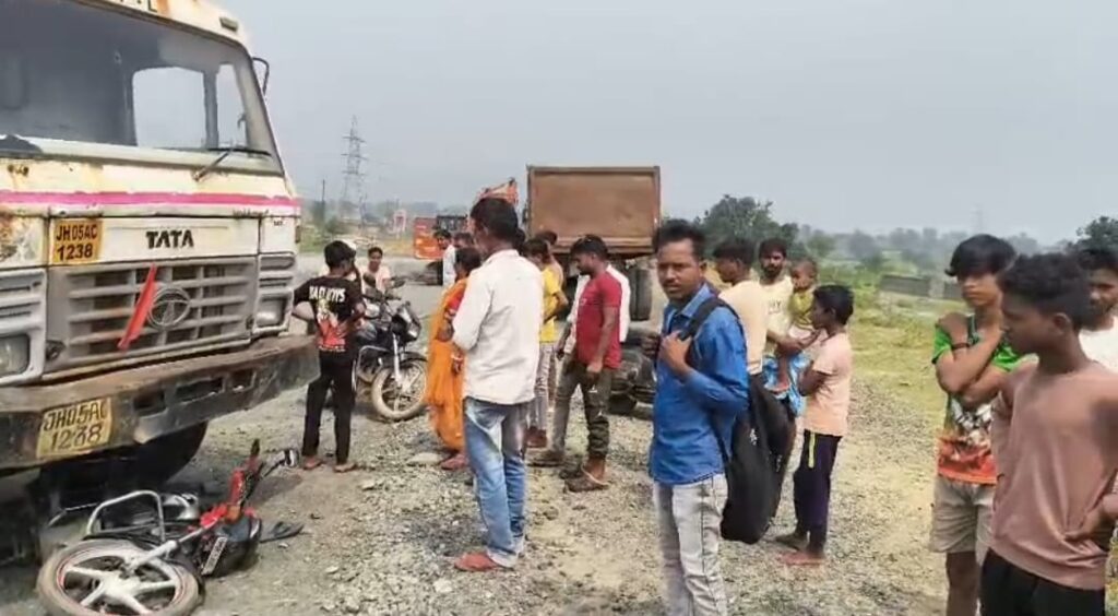 गोबिंदपुर में भीषण सड़क हादसा, एक गंभीर