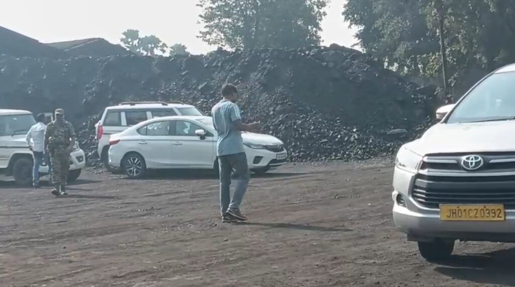 अनिल गोयल के कोयला भट्ठे पर 15 वाहनों से पहुंची ईडी की टीम