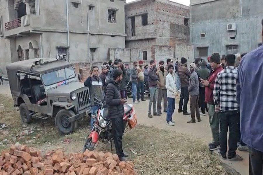 विस्फोट से दहला हजारीबाग का हबीब नगर, दंपती समेत तीन की मौत, एक की हालत नाज़ुक